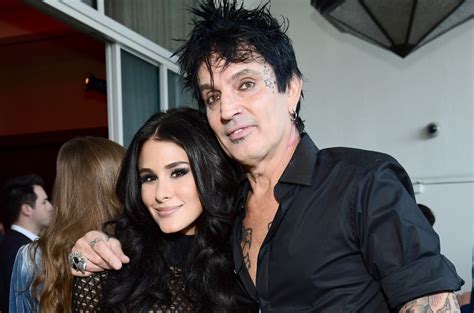 Brittany Furlan on Husband Tommy Lee Sharing NSFW Photos:。